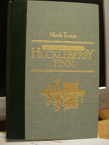 The Adventures of Huckleberry Finn by Mark Twain [Readers Digest World's Best Reading]